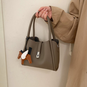 Borsa a Secchiello Vintage da Donna in PU per l'Inverno, con Chiusura a Lucchetto, Design Retrò alla Moda - Product Image 1