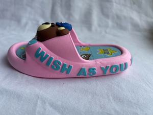 รองเท้าแตะลายการ์ตูนสีชมพูสำหรับผู้หญิงพร้อมพื้นรองเท้า EVA กันลื่นสำหรับใส่ในบ้านทุกฤดูกาล - Product Image 2