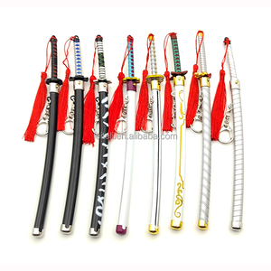 Portachiavi Anime Katana con spada in metallo Mini alla moda personalizzato per cacciatrice di demoni Kamado Tanjiro include Logo personalizzato - Product Image 1