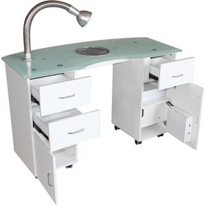 Mesa de manicura Dongpin con doble gabinete, superficie de vidrio templado y lámpara para uso en salón. - Product Image 2