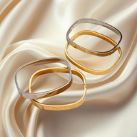 Bracelet manchette à fermoir carré en acier inoxydable et titane, style classique européen et américain, bijou de mode, cadeau