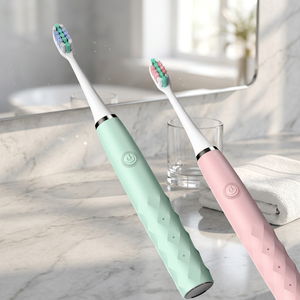 แปรงสีฟันไฟฟ้าโซนิค สีชมพูมิ้นท์ ขนแปรงนุ่ม กันน้ำ IPX7 ชาร์จไฟได้ ชาร์จแบบ Type C สำหรับผู้ใหญ่ - Product Image 2