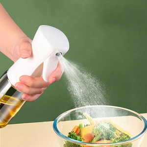 <span class=keywords><strong>Precio</strong></span> barato 200ml 300ml 500ml Utensilios de cocina y artilugios Lata de espray de <span class=keywords><strong>aceite</strong></span> Botella de espray de <span class=keywords><strong>aceite</strong></span> Oliva para restaurante Hogar - Product Image 5