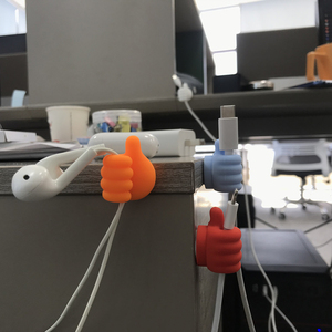 Silicone Cable Cord Organizer Clips 5 cái/bộ dễ thương thiết kế ngón tay cái Magnetic & Adhesive Wire Cable Cord Clips chủ quản lý - Product Image 3