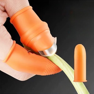 Cuchillo de pulgar de plástico para recoger verduras, herramienta agrícola mágica con punta angular para recoger pimientos y judías, cortador de pulgar. - Product Image 2