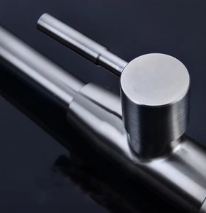 <span class=keywords><strong>Robinet</strong></span> de cuisine monocommande contemporain avec bec pivotant à 360 degrés en acier inoxydable, mitigeur <span class=keywords><strong>eau</strong></span> froide simple - Product Image 4