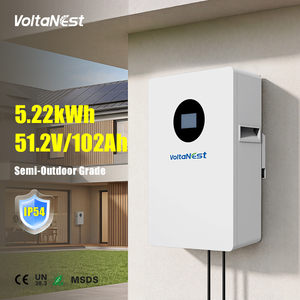 Batterie LiFePO4 murale VoltaNest 51,2 V 100 Ah 5,12 kWh 5 kWh IP54 pour stockage d'énergie domestique, 6000 cycles - Product Image 1