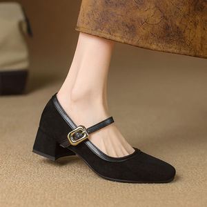 Chaussures pour femmes en daim style coréen, à bout carré, talon bloc mi-haut, bride cheville avec boucle métallique, confortables et décontractées - Product Image 4