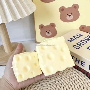 ของเล่นบีบเนื้อเจลลี่รูปชีส ขนาด 6 ซม. 7 ซม. เนื้อเนียนนุ่มพิเศษ ยืดหยุ่นสูง นุ่มหนา ไม่เด้งกลับ บรรเทาความเครียด - Product Image 1