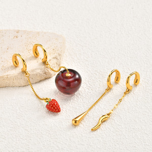 Boucles <span class=keywords><strong>d</strong></span>'oreilles clipsables géométriques en acier inoxydable plaqué or avec résine, pour femmes, à porter en soirée, sans perçage, bijoux fantaisie - Product Image 3