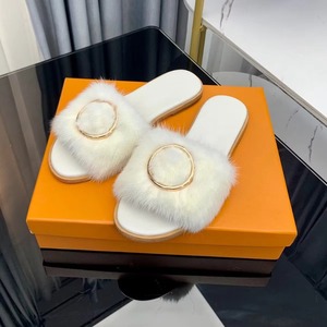 Luxury women's <b>sandals</b>, perfect for outdoor wear, adorned with metal rings, slip-resistant and fluffy, stylish and trendy. - Product Image 3