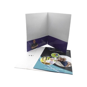 Carpeta de Papel Ecológica, Elegante, Reciclada, Blanca y Minimalista con Ranura para Tarjetas para Reuniones de Oficina Sostenibles - Product Image 6