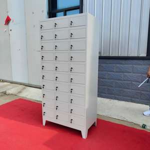 Armoire de rangement multi-portes <span class=keywords><strong>en</strong></span> acier Factory30 avec pieds, pour salle de sport, école, personnel et bureau - Product Image 4