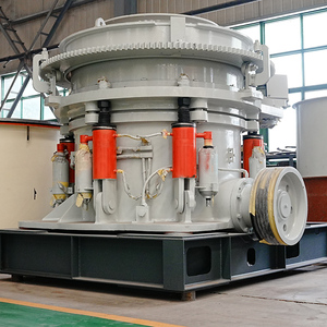 Concasseur à cône hydraulique multi-usages de haute qualité, haute capacité, durable, 300T/H, pour le concassage du granit et du basalte - Product Image 2
