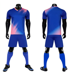 ชุดฟุตบอลชายแบบไล่เฉดสี พิมพ์ลายแบบซับลิเมชั่น เสื้อเจอร์ซีย์ กางเกงขาสั้น ผ้าโพลีเอสเตอร์ระบายอากาศได้ดี ขนาดผู้ใหญ่ - Product Image 1