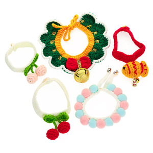 Bavoirs pour chat avec col pompon doux pour petits chatons, accessoire pour animaux de compagnie toutes saisons - Product Image 4