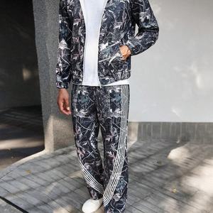 ชุดเซ็ต 2 ชิ้นลายใบไม้สไตล์สตรีทแฟชั่นขายส่ง ชุดลำลองสำหรับฤดูใบไม้ร่วง เสื้อฮู้ดซิปมีลายทาง กางเกงขายาวทรงหลวม - Product Image 3