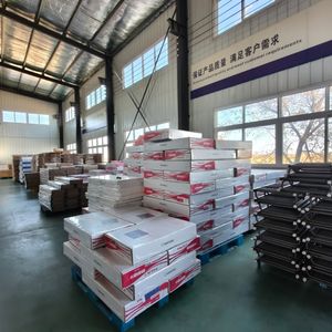 <span class=keywords><strong>Radiateur</strong></span> en acier technique <span class=keywords><strong>avec</strong></span> puissance précalculée pour une intégration précise dans les conceptions de systèmes de bâtiment MEP - Product Image 5