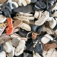 S14 Chaussures d'Occasion Vente en Gros Sandales Femme Seconde Main Été Pantoufles Dames Ballots Mixtes Sandales Plates