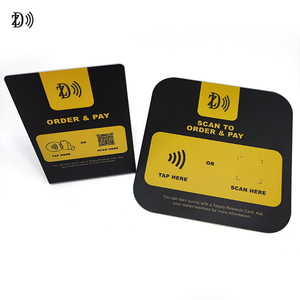 Etiqueta de menú RFID con código <span class=keywords><strong>QR</strong></span> personalizado restaurante programable 13,56 MHz NTAG 213/215/216 código <span class=keywords><strong>QR</strong></span> escaneo NFC menú etiquetas de mesa - Product Image 6