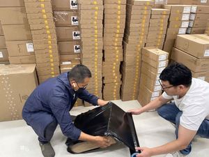 Huawei USG6650-AC ไฟร์วอลล์ 10 กิกะบิต 2 พอร์ต 40GE+12 พอร์ตออปติคอล+12 พอร์ตไฟฟ้า จัดการผ่านคลาวด์ AI ความเร็ว 10Gbps แบบมีสายและไร้สาย - Product Image 3