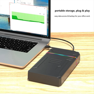 Usine RGB 3.5 pouces sans outil boîtier de <span class=keywords><strong>disque</strong></span> <span class=keywords><strong>dur</strong></span> SATA vers Type C boîtier de <span class=keywords><strong>disque</strong></span> <span class=keywords><strong>dur</strong></span> pour 2.5 3.5 pouces HDD SDD jusqu'à 18G prise américaine - Product Image 4