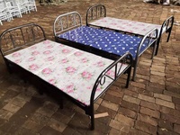 Luoyang Nouveau design pliable portable en fer pliable matelas lits en métal lits pliants simples pour adultes