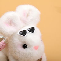 Kacamata Novelty dan Gantungan Kunci Kelinci Plush Dekorasi Ceri Aksesoris Kelinci Putih Lembut Mainan Mini untuk Tas Sekolah