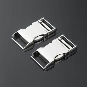 Hebilla de liberación lateral de aleación de zinc plateada, duradera, para bolsos y accesorios de bolsos - Product Image 1