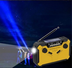 Radio de Emergencia Portátil con Manivela, Baterías Recargables, Linterna, Lámpara de Lectura y Alarma para Emergencias - Product Image 2