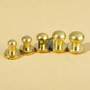 Латунный кошелек с заклепками - Product Image 2