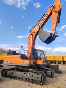รถขุด Develon DX270HD ประสิทธิภาพสูง สำหรับงานหนัก รถขุดตีนตะขาบสำหรับงานก่อสร้าง - Product Image 2
