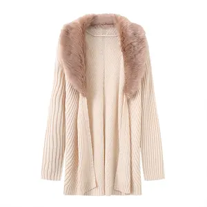 Cárdigan de punto vintage clásico para mujer con cuello de piel sintética diseño personalizado abrigo cálido de invierno MOQ 50 piezas - Product Image 1