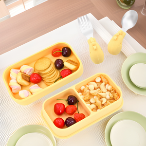 Plateau repas carré en silicone pour enfants, grand format, trois compartiments, sans BPA, pour aliments pour bébés de 0 à 12 mois - Product Image 4