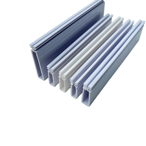 Tampa plástica branca do canal do perfil da extrusão do PC Fogo-PPO retardador expulsou as peças V0 categoria <span class=keywords><strong>PVC</strong></span> ABS ASA PC <span class=keywords><strong>PMMA</strong></span> extrusão - Product Image 1
