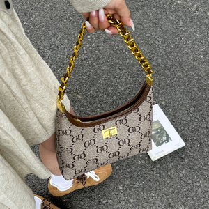 Sac à main tendance pour femmes, grande capacité, avec design à chaîne pour le porté épaule. 99127 - Product Image 3