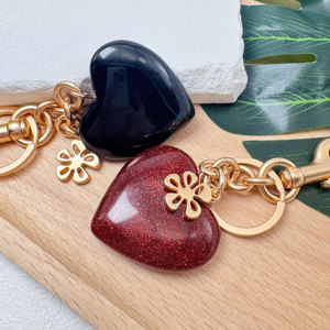 Wholesale Heart Shaped Metal Keychain High Quality Crystal love Pendant Suitable for Women's <b>Bag</b> Accessories Car Metal Keychain - Product Image 2