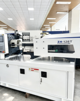 Machine de moulage par injection de plastique haut de gamme ZHENHUA, norme CE, moteur servo, vente directe d'usine pour la production d'électronique