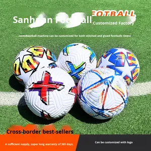 Ballon de <span class=keywords><strong>football</strong></span> en cuir PU cousu à la machine à trois anneaux avec logo personnalisé pour la Coupe d'Europe et la Coupe du Monde de <span class=keywords><strong>football</strong></span> 2026 - Product Image 5