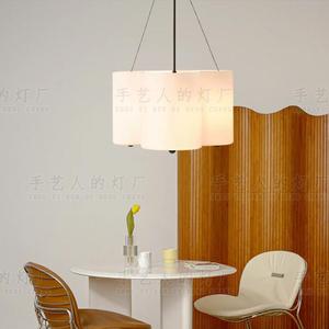 Lampe suspendue minimaliste moderne, lumière chaude Led ronde de 43cm, pour Restaurant, salon de thé, comptoir de bar, Style design - Product Image 2
