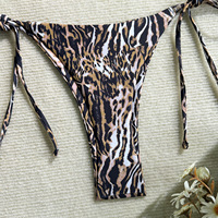 Nuevo Estilo de Bikini de Malla para Playa, Conjunto de Tres Piezas Moderno y Sexy con Estampado de Leopardo, Traje de Baño para Mujer, Venta al Por Mayor