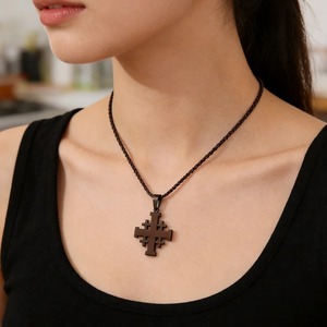 Collier avec pendentif croix en acier inoxydable, bijoux catholiques chrétiens, chaîne hip hop punk, cadeaux de baptême pour hommes et femmes, marque Sunling - Product Image 5
