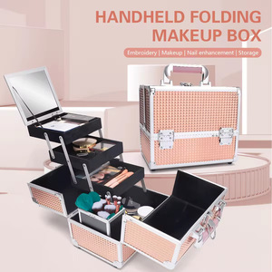 Boîte à maquillage portable en aluminium avec miroir, grande capacité, étanche, pour rangement <span class=keywords><strong>de</strong></span> cosmétiques et <span class=keywords><strong>de</strong></span> matériel <span class=keywords><strong>de</strong></span> nail art, vente en gros - Product Image 2