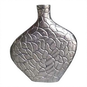 VASO DE FLORES DE ALUMINIO PULIDO CON ACABADO MATE, NUEVO MODELO, VASO DE FLORES METÁLICO PARA DECORACIÓN DEL HOGAR, HOTELES Y OFICINAS - Product Image 1