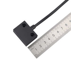 Capteur de proximité magnétique avec boîtier PA66 GF, interrupteur à lamelles NO NC, capteur de contact de porte avec câble personnalisé - Product Image 5