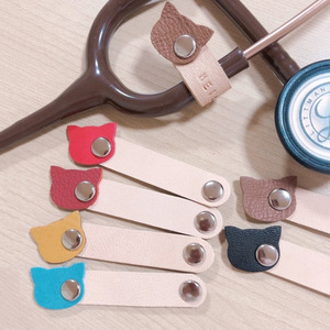 Étiquettes d'identification pour stéthoscope en cuir, porte-badge en forme de chat 1,5x7, accessoires médicaux pour médecins - Product Image 1