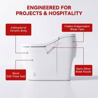 Toilette intelligente moderne de luxe à poser au sol, en céramique, avec bidet intégré, conception sans réservoir, chauffage instantané, séchage à l'air chaud, télécommande