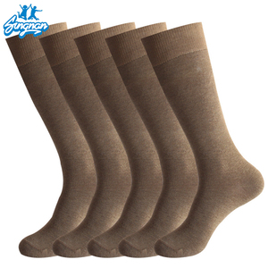 <span class=keywords><strong>Bas</strong></span> <span class=keywords><strong>de</strong></span> compression sport personnalisés <span class=keywords><strong>de</strong></span> haute qualité au genou Chaussette <span class=keywords><strong>de</strong></span> compression <span class=keywords><strong>en</strong></span> coton et <span class=keywords><strong>bambou</strong></span> graduée à la mode - Product Image 4