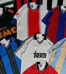 Maglia da <span class=keywords><strong>Calcio</strong></span> Retrò in Poliestere Interamente Personalizzabile con Design Aggiornato - Product Image 1