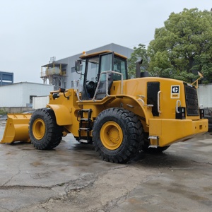 Chargeuse sur pneus d'occasion Cat 966H, faible nombre d'heures, d'origine japonaise, modèle classique robuste, efficace pour les carrières, la construction, etc. - Product Image 3
